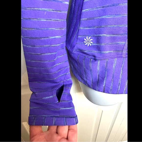 ATHLETA Pop Space Dye Purple Top Shirt Blouse Reflective Blue Gray Pocket Tee - Picture 5 of 12